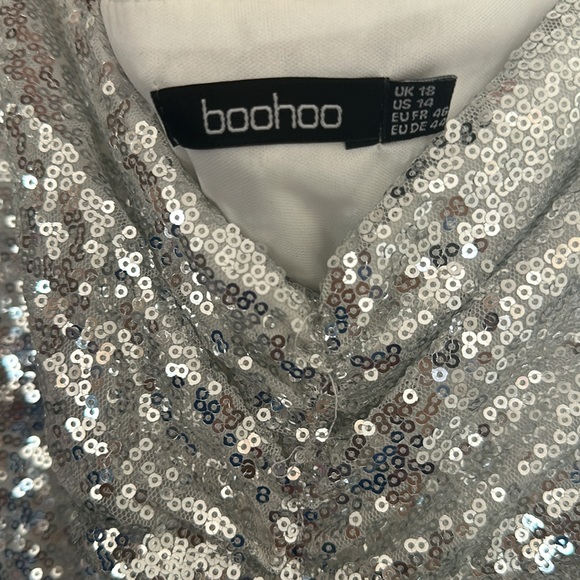 Silver Sequin Long Sleeve Midi Dress - Picture 4 of 4